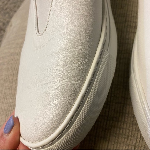 Le Septembre 17 white Leather v cut Slippers / size 11 men’s - Picture 3 of 16